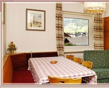 Hotel Garni Sayonara Selva di Val Gardena Pokój zdjęcie